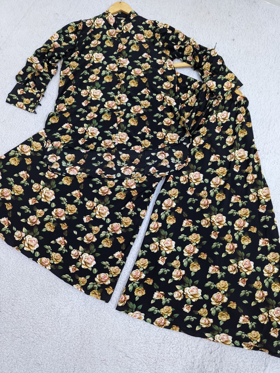 Floral Flapper Button