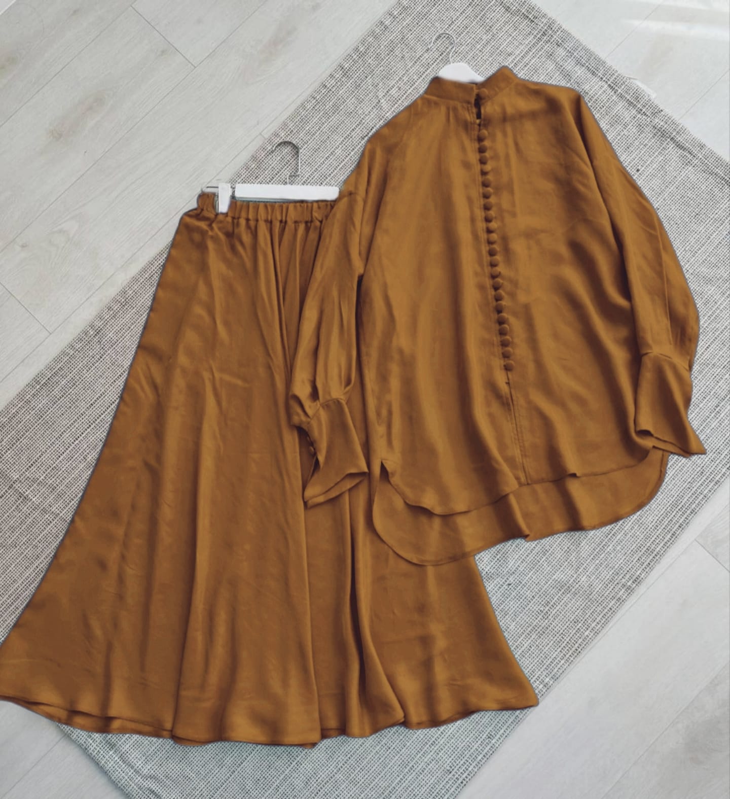 Solid Top & Flapper