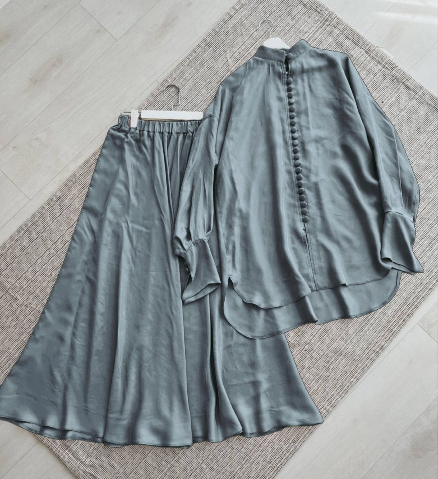 Solid Top & Flapper