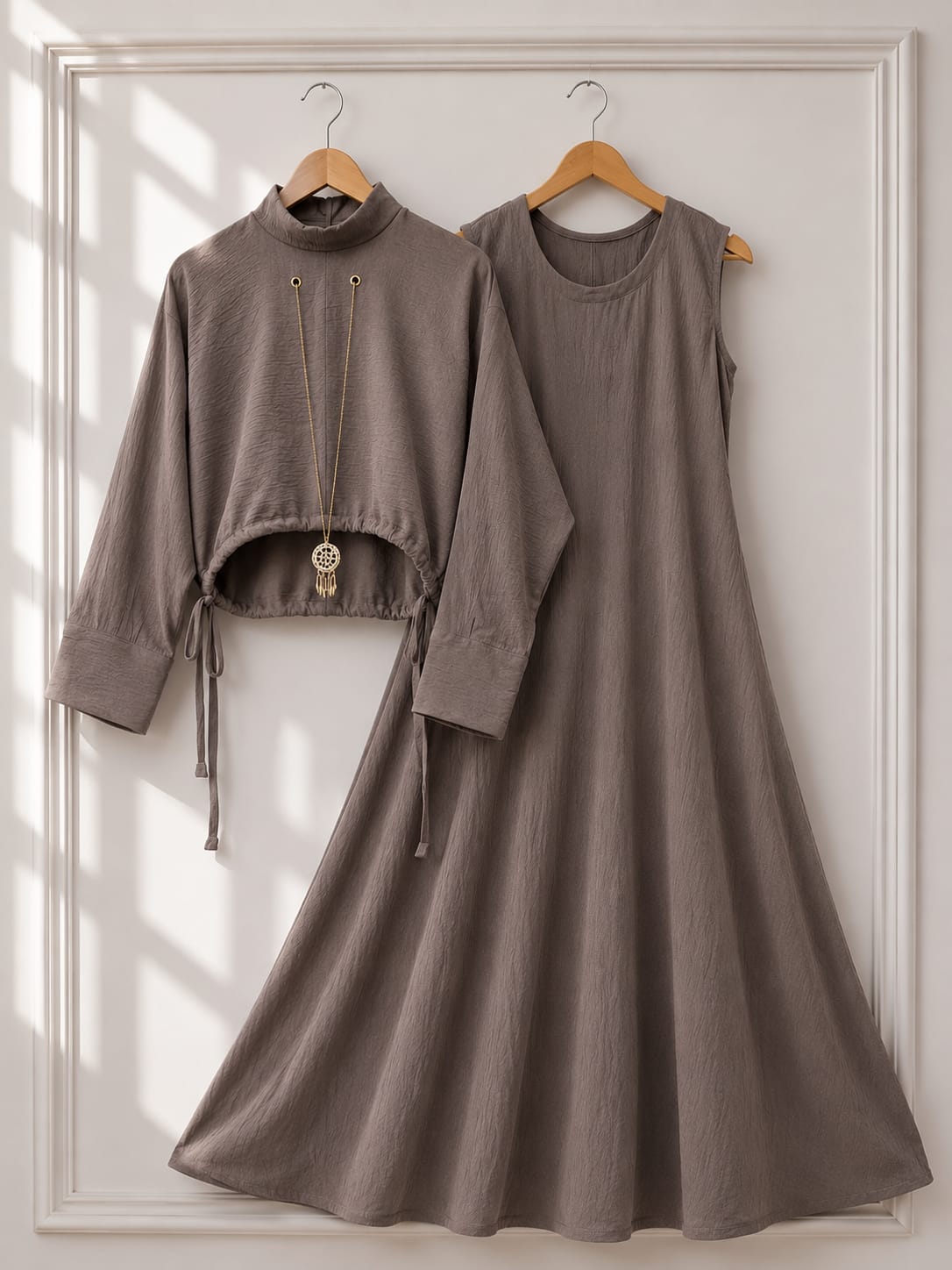 Solid Maxi & Coat With Pendent
