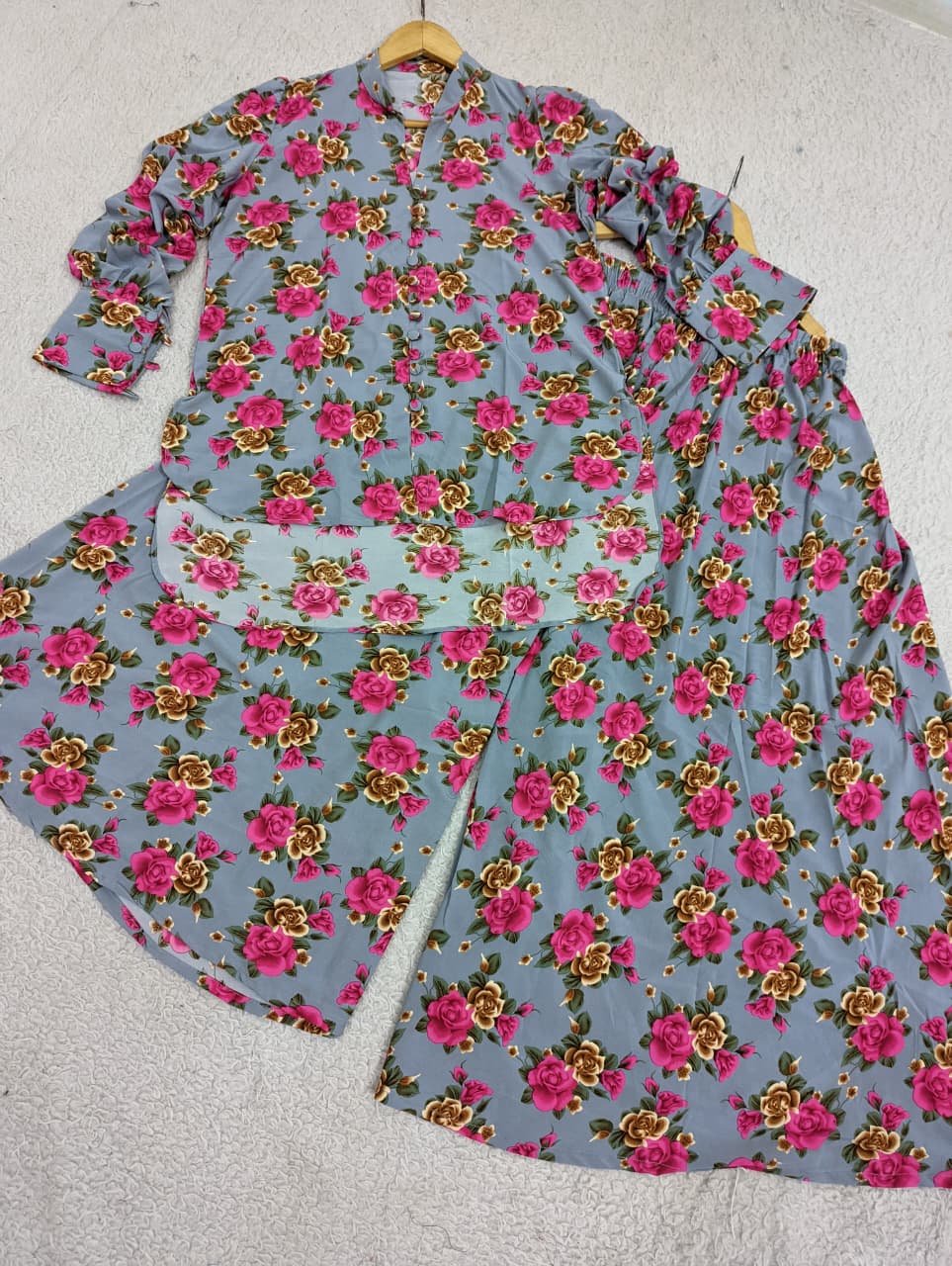 Floral Flapper Button