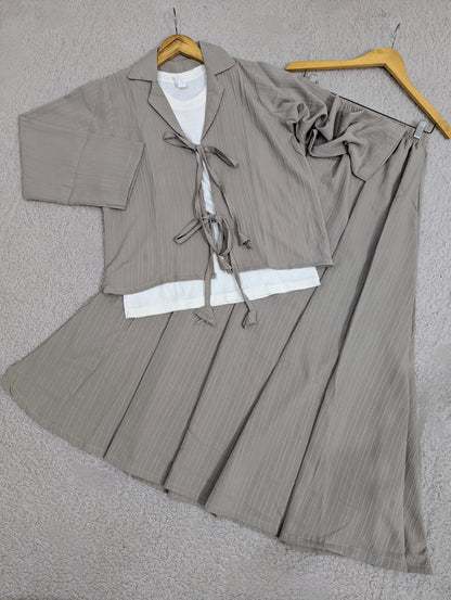 Noir Meadow Skirt Set
