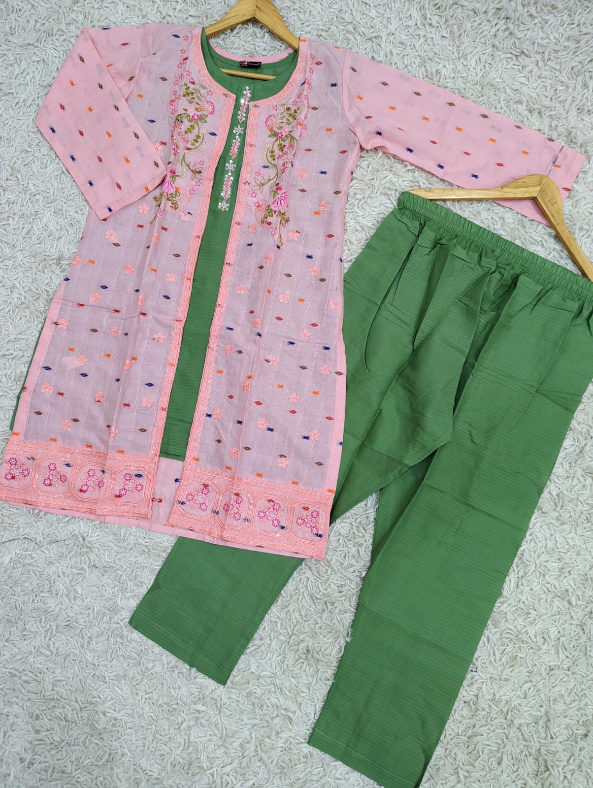 Gown 3 piece