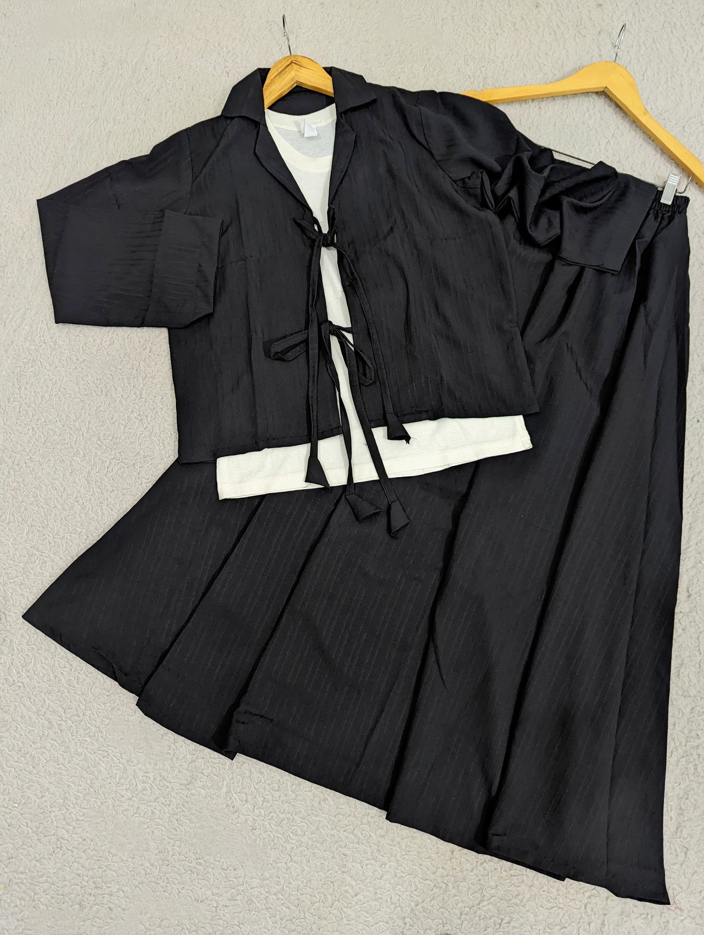 Noir Meadow Skirt Set