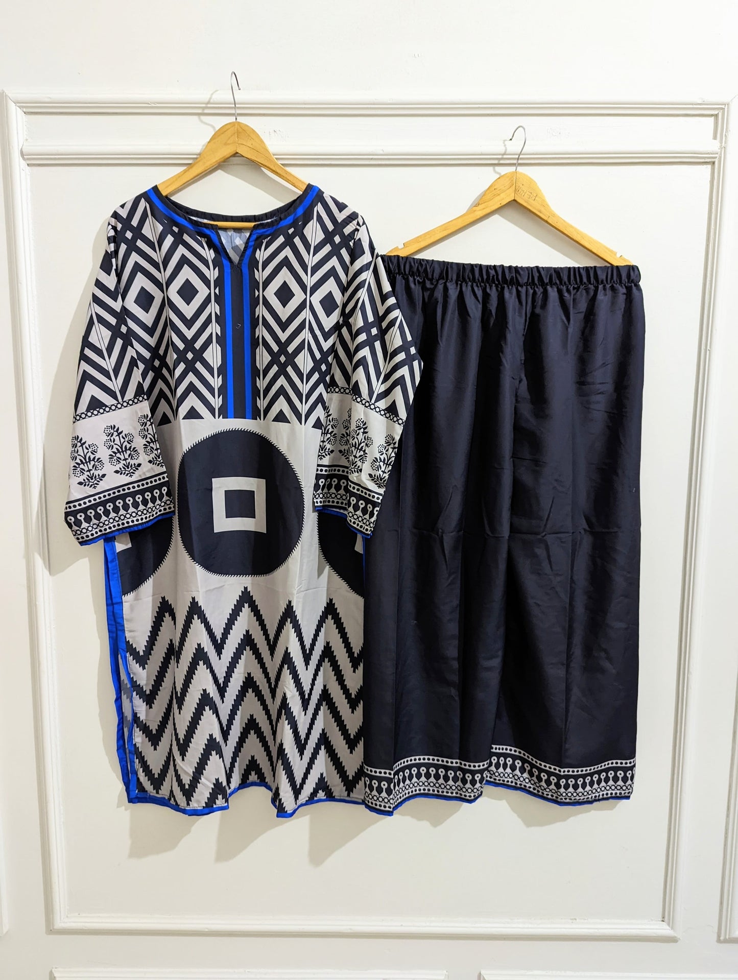 Abstract Printed (2 piece)