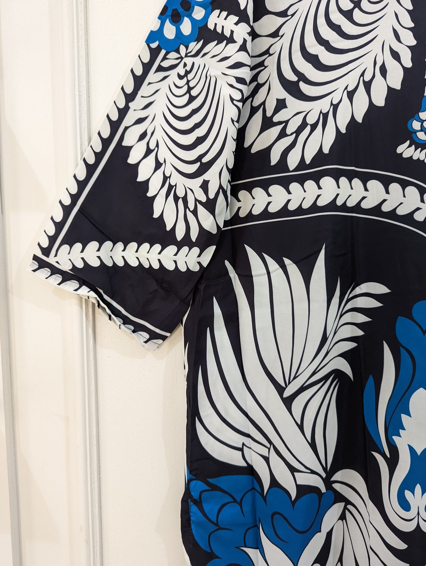 Tropical (Black)